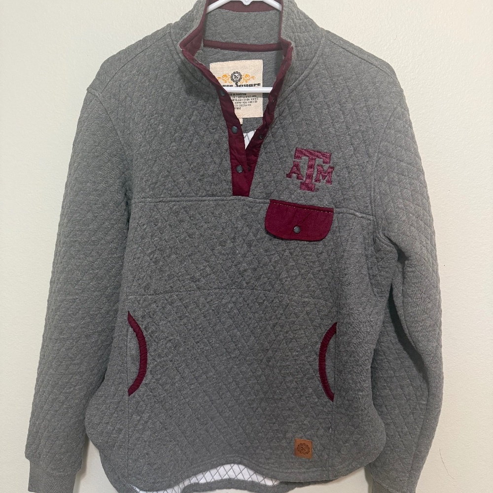 Texas Aggies diamond stitched sweater